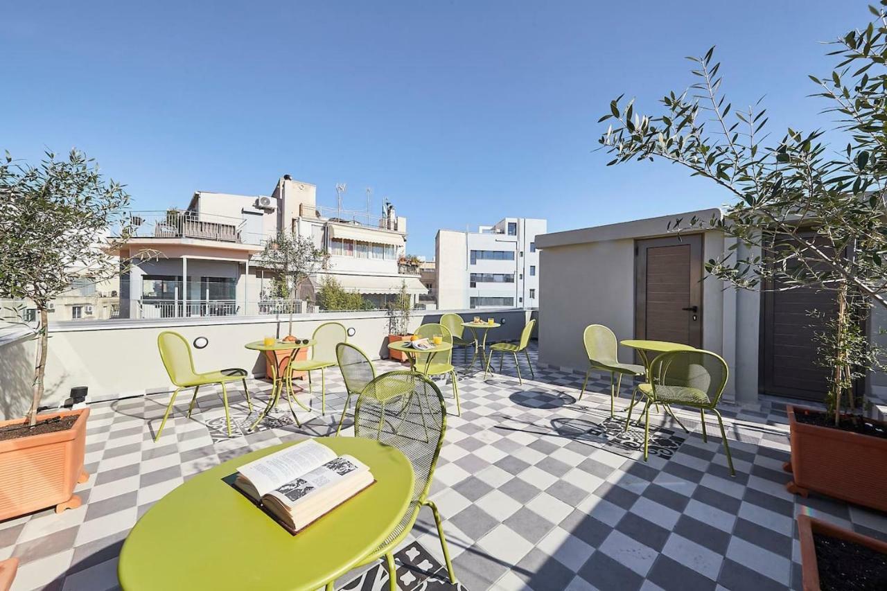Apartment Mind-blowing Petite In The Heart Of Athens! *