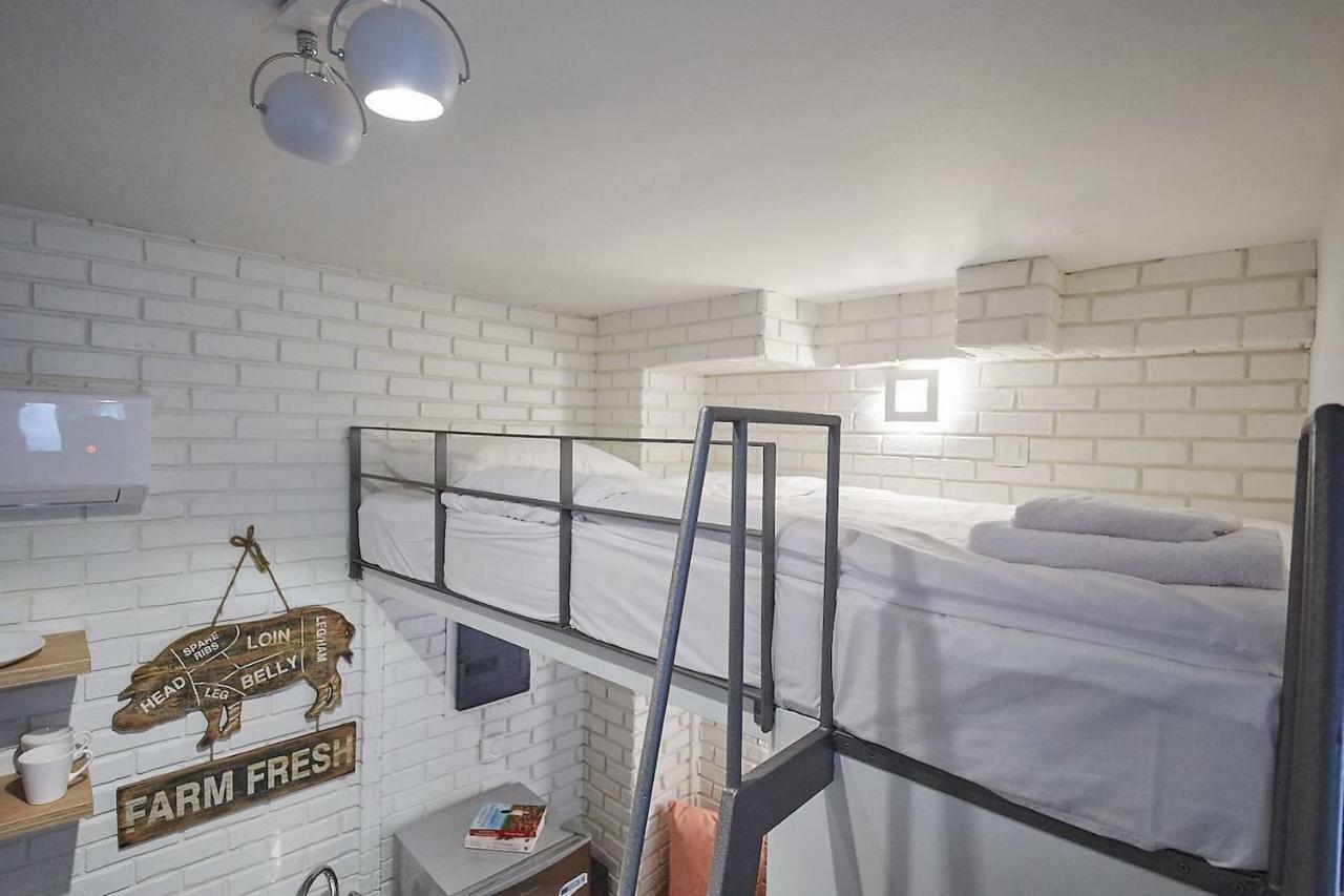 Apartament Mind-blowing Petite In The Heart Of Athens! Atena